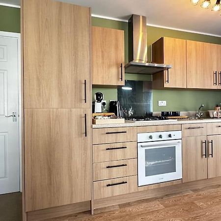 Cosy Apartment At The Marina Portishead Exterior photo